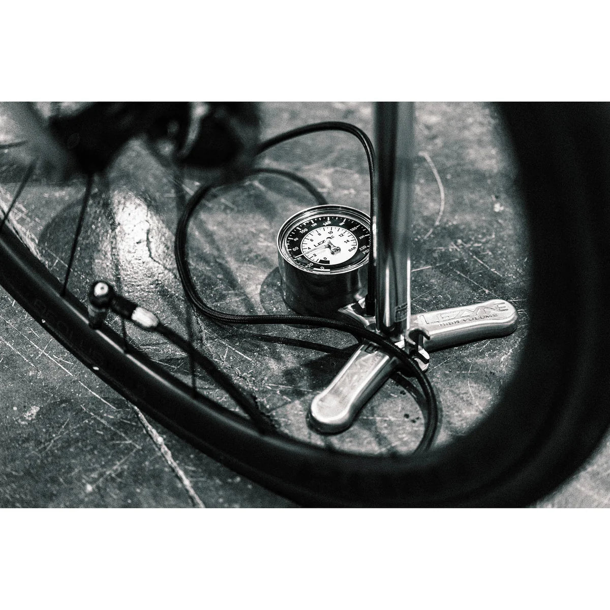Lezyne CNC Floor Drive 3.5" Gauge