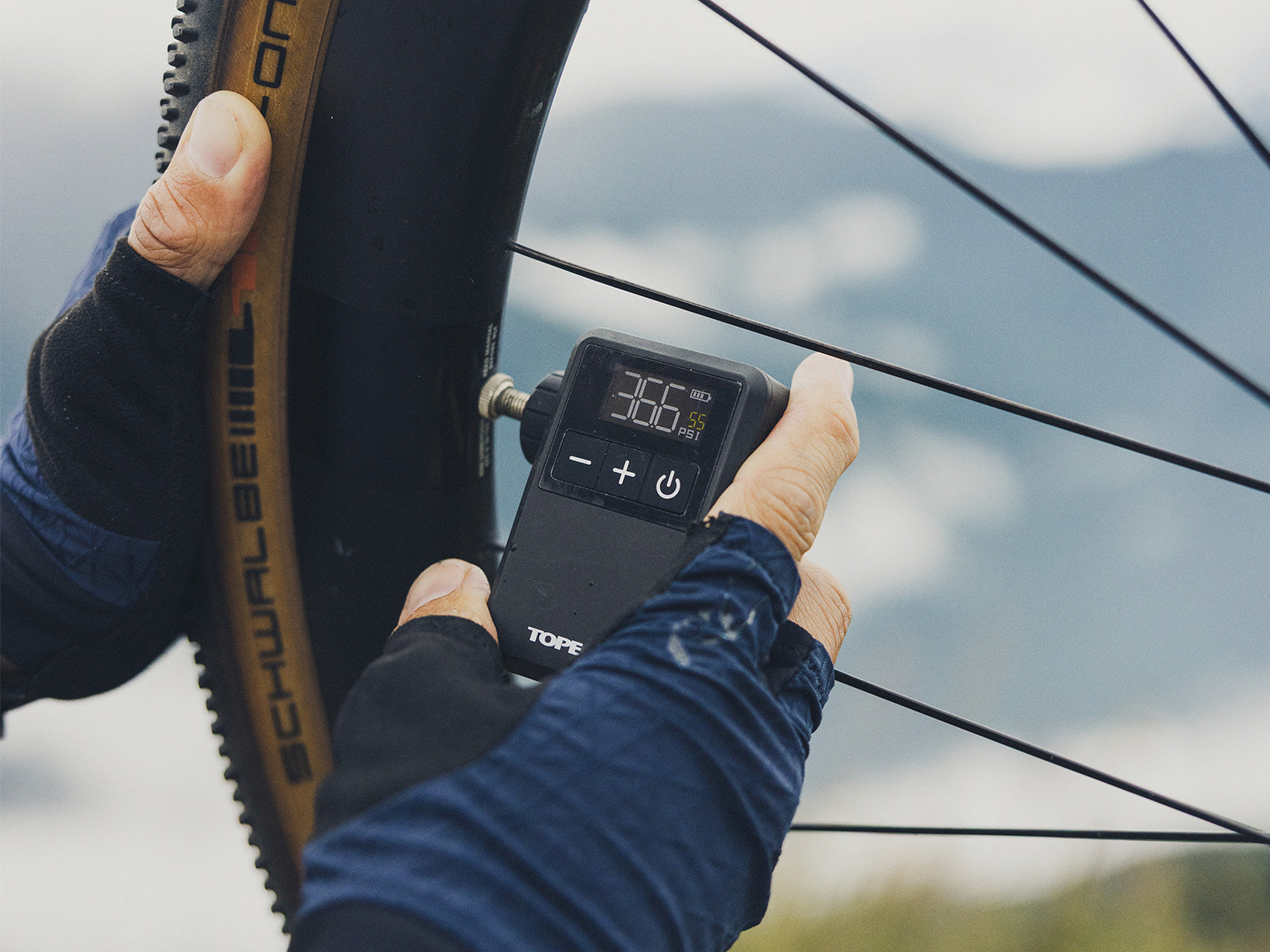 Topeak E-Booster Digital Mini Pump