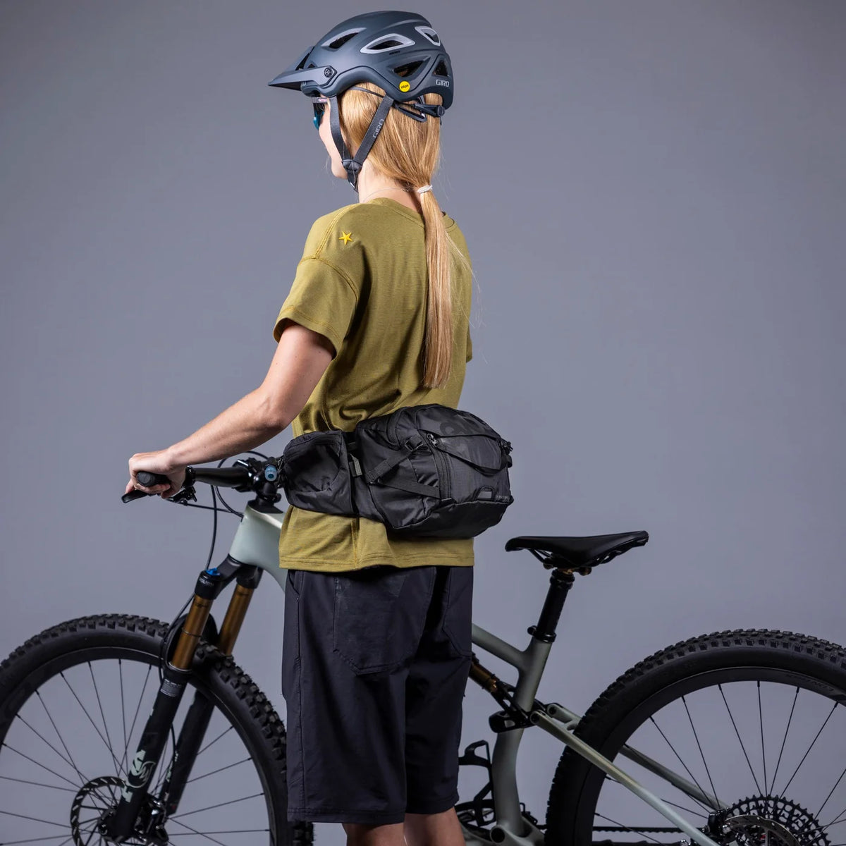 EVOC Hip Pack Pro 3 + Hydration Bladder 1.5L