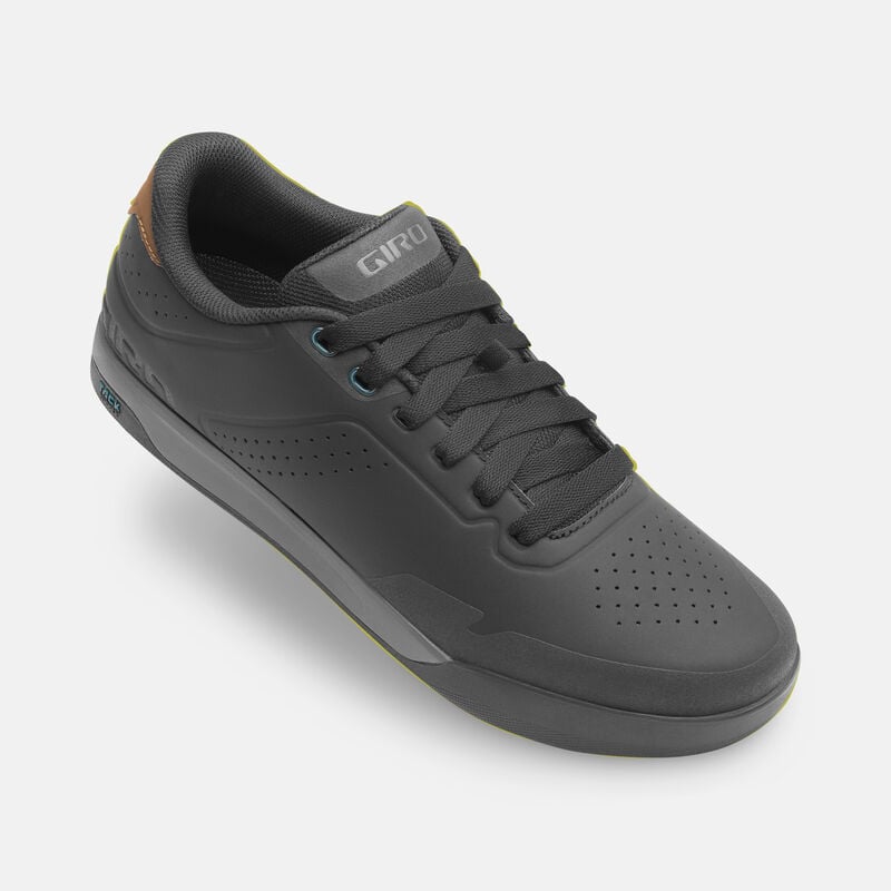 Giro Latch Shoe