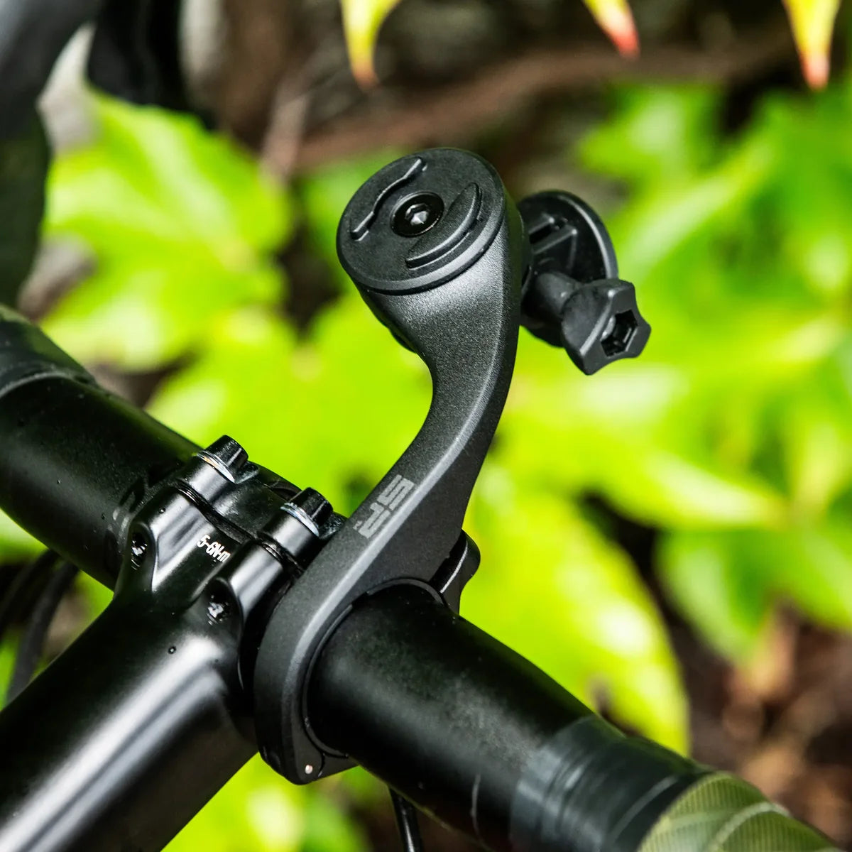 SP Connect Out Front Handlebar Phone Mount