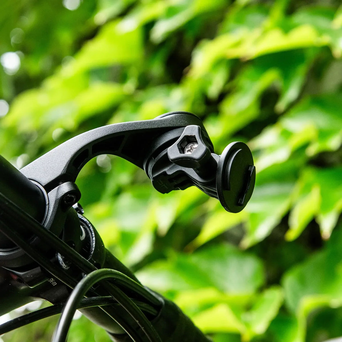 SP Connect Out Front Handlebar Phone Mount