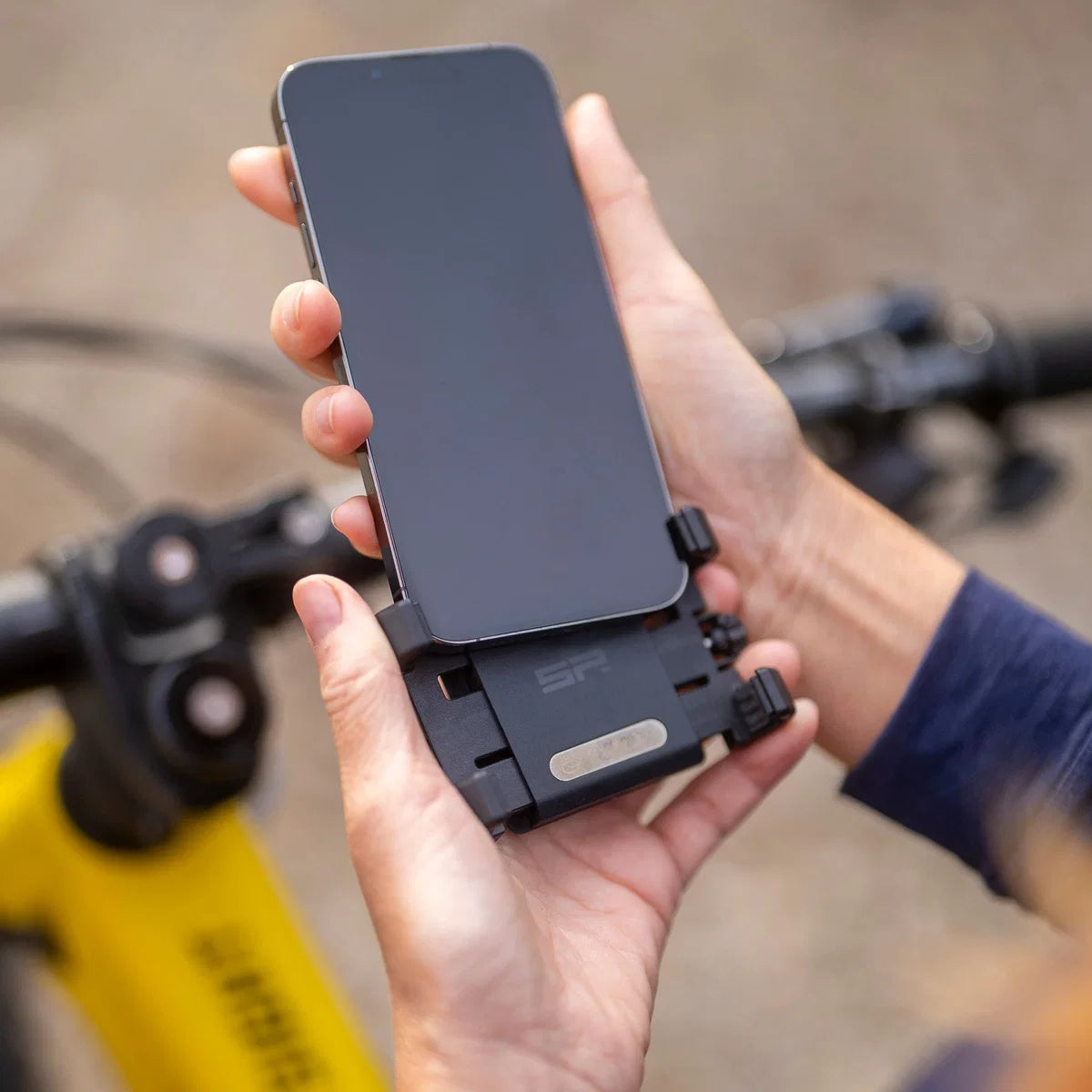 SP Connect Universal Phone Clamp