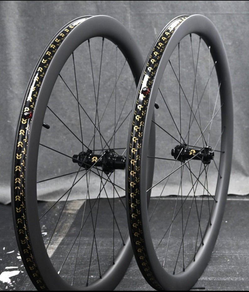 Reserve 40|44 700c Road Carbon Wheelset